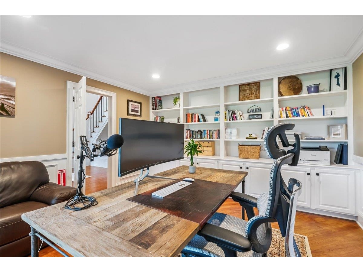 730 Ridgefield Road
