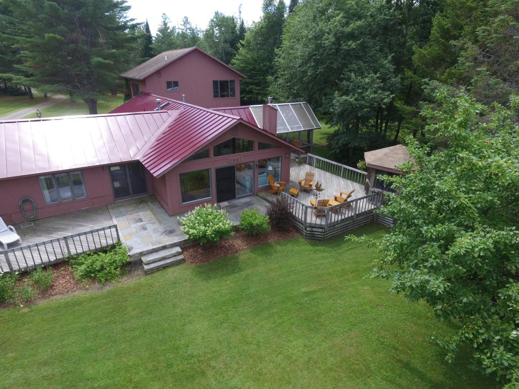 737 East Hill