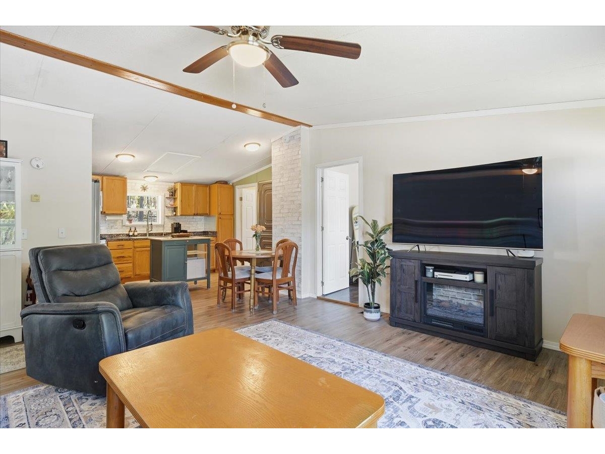 737 Porterwood Drive