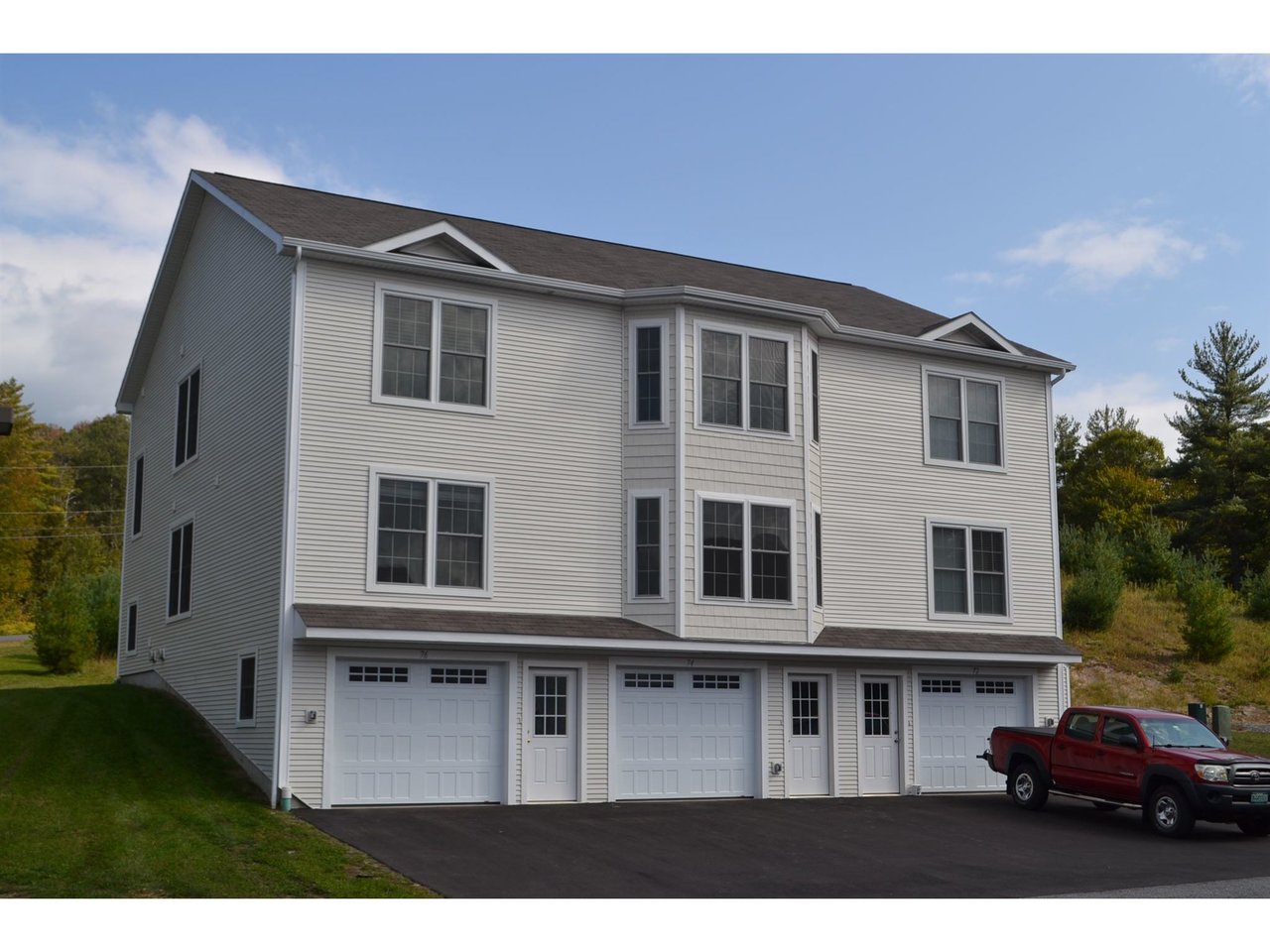 74 Mansfield Lane
