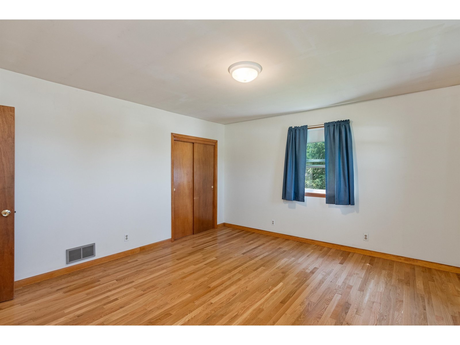 74 Prospect Hill