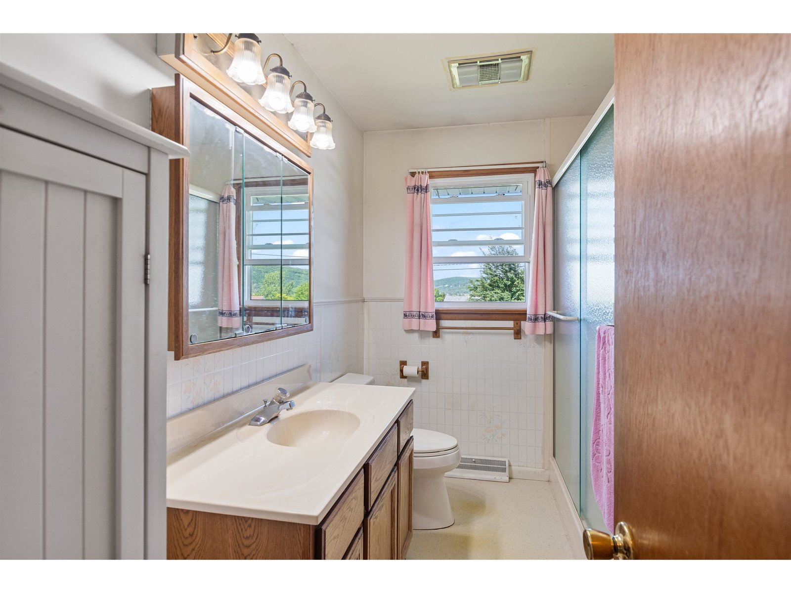 74 Prospect Hill