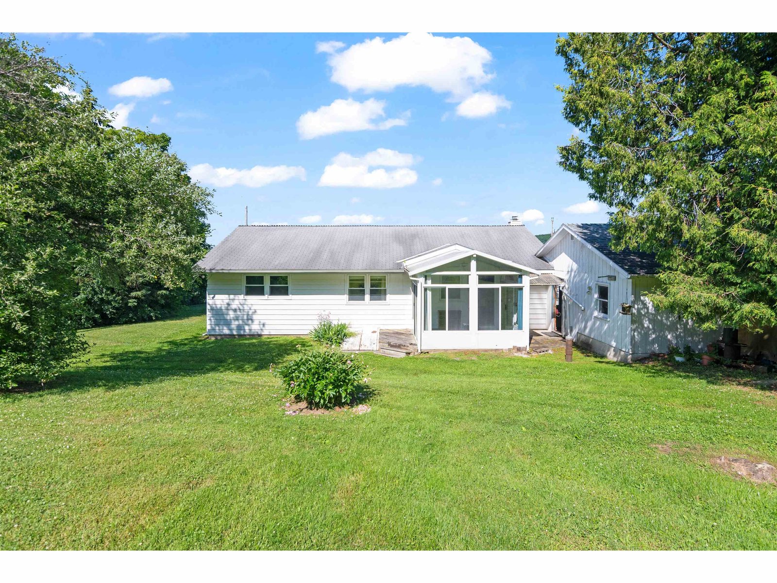 74 Prospect Hill