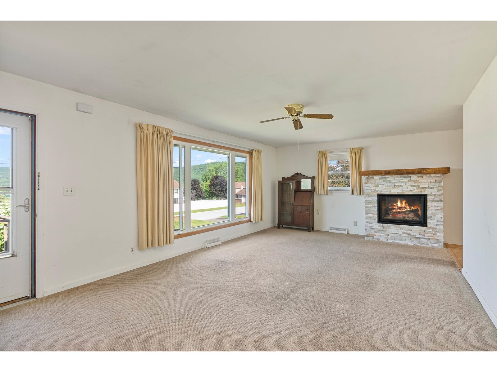 74 Prospect Hill