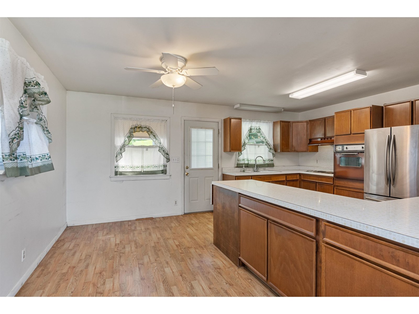 74 Prospect Hill