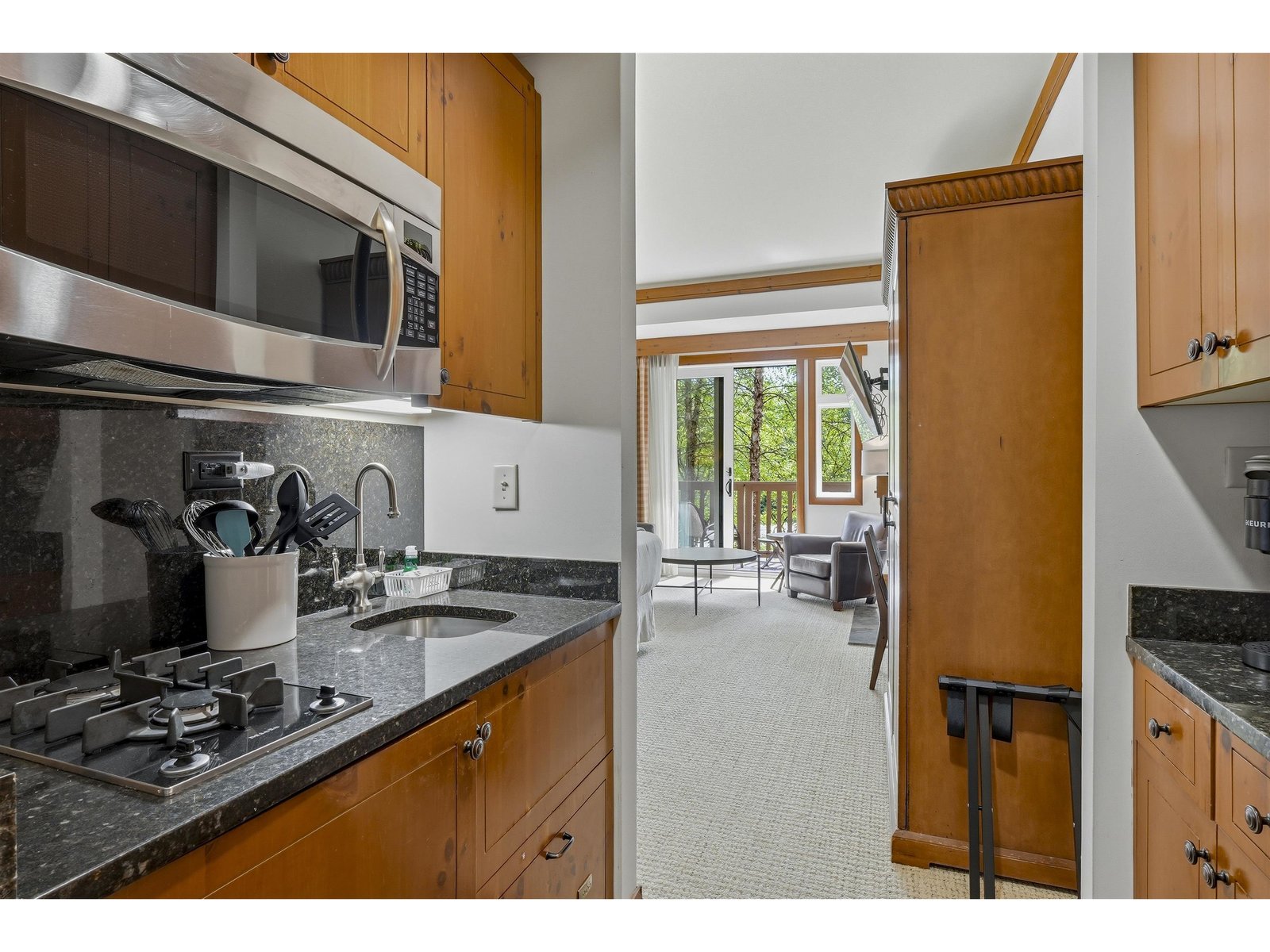 7412 Mountain Road, Unit 1206