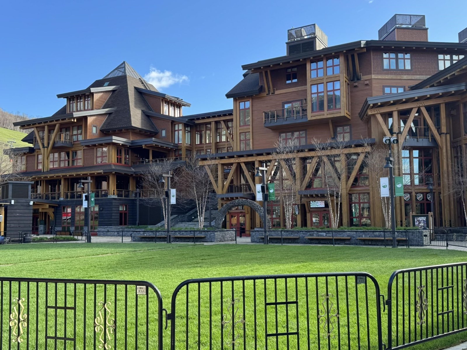7412 Mountain Road, Unit 402 3-86