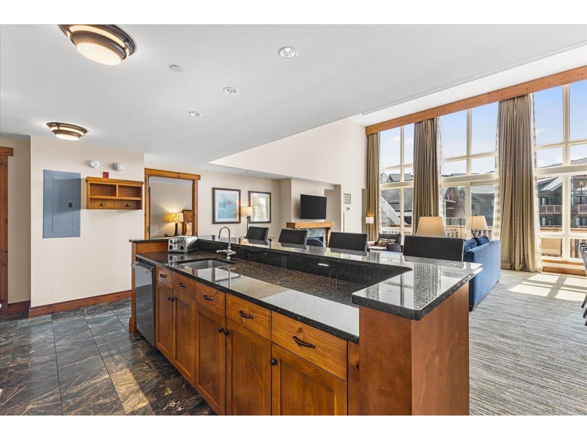 7412 Mountain Road, Unit 403 04-046