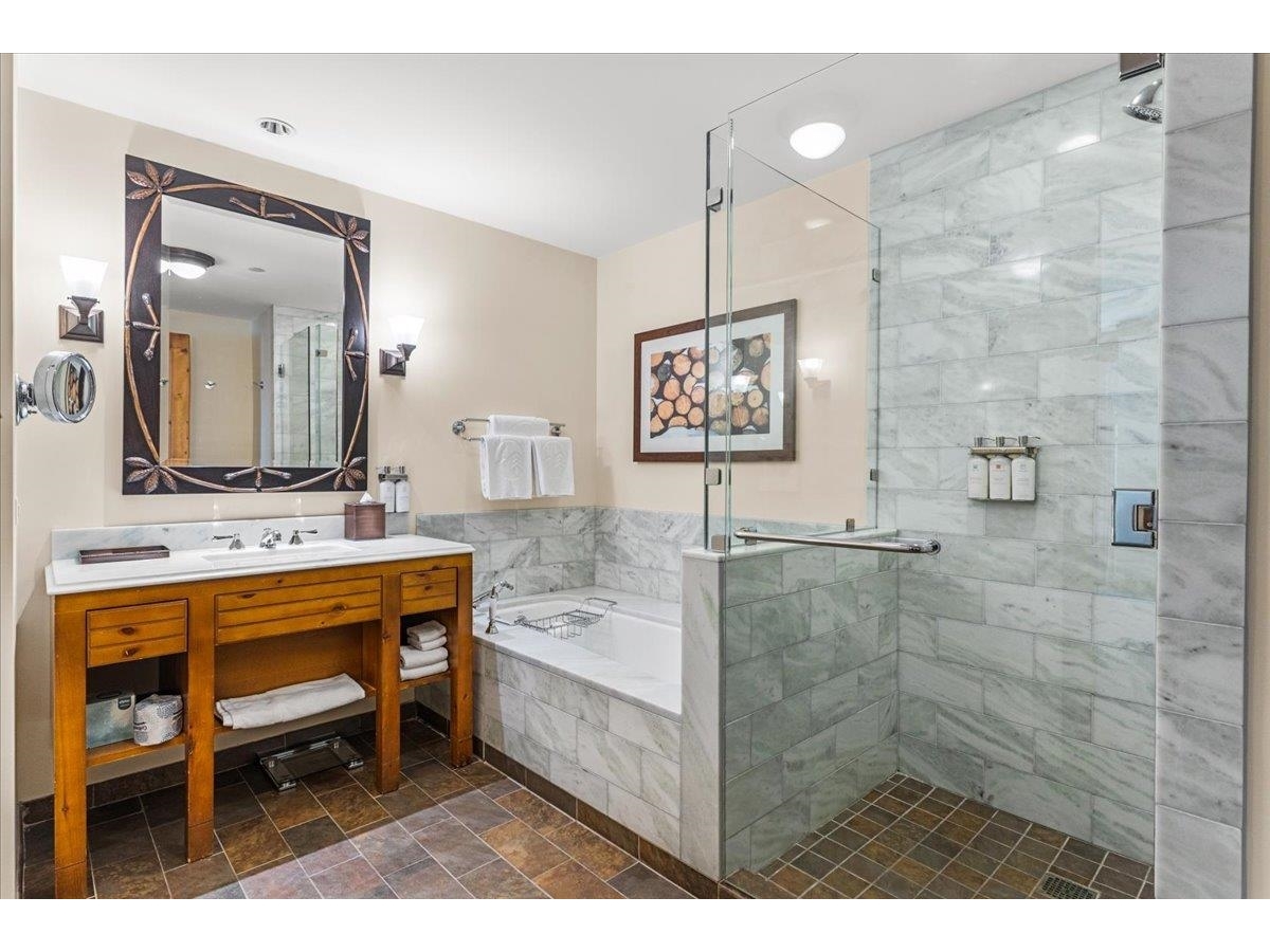 7412 Mountain Road, Unit 403 04-046