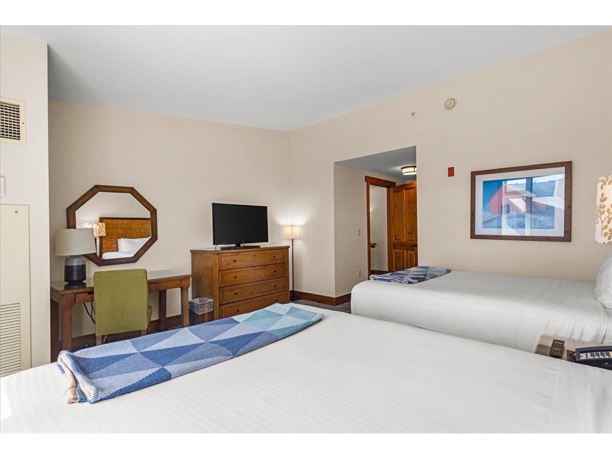 7412 Mountain Road, Unit 403 04-046
