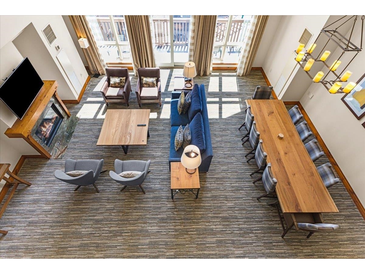7412 Mountain Road, Unit 403 04-046
