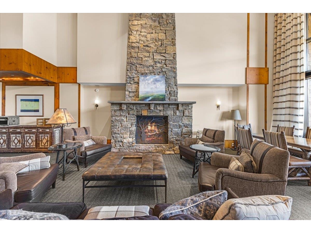7412 Mountain Road, Unit 403 04-046