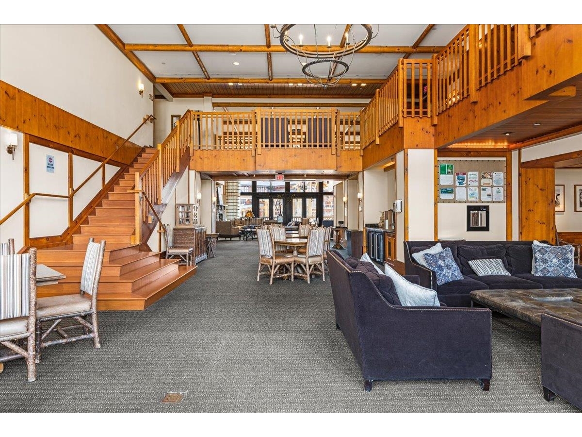 7412 Mountain Road, Unit 403 04-046
