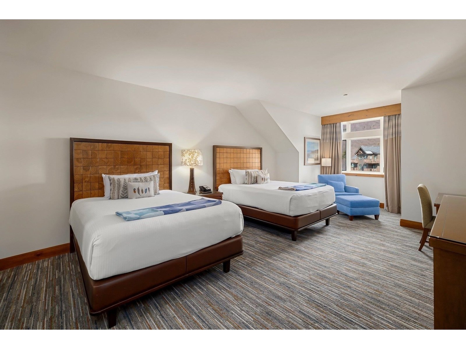 7412 Mountain Road, Unit 407/507 4-40