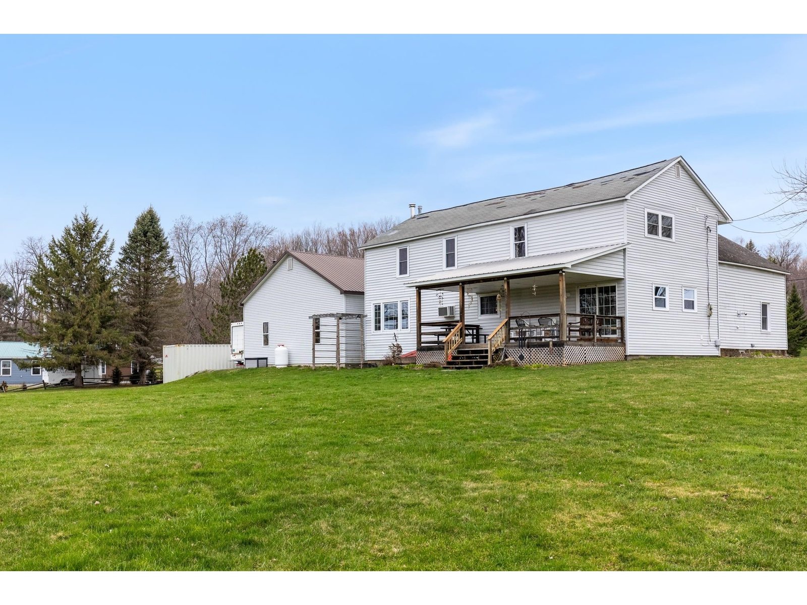 742 Bronson Road