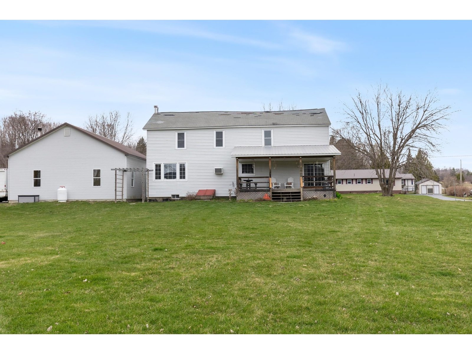 742 Bronson Road