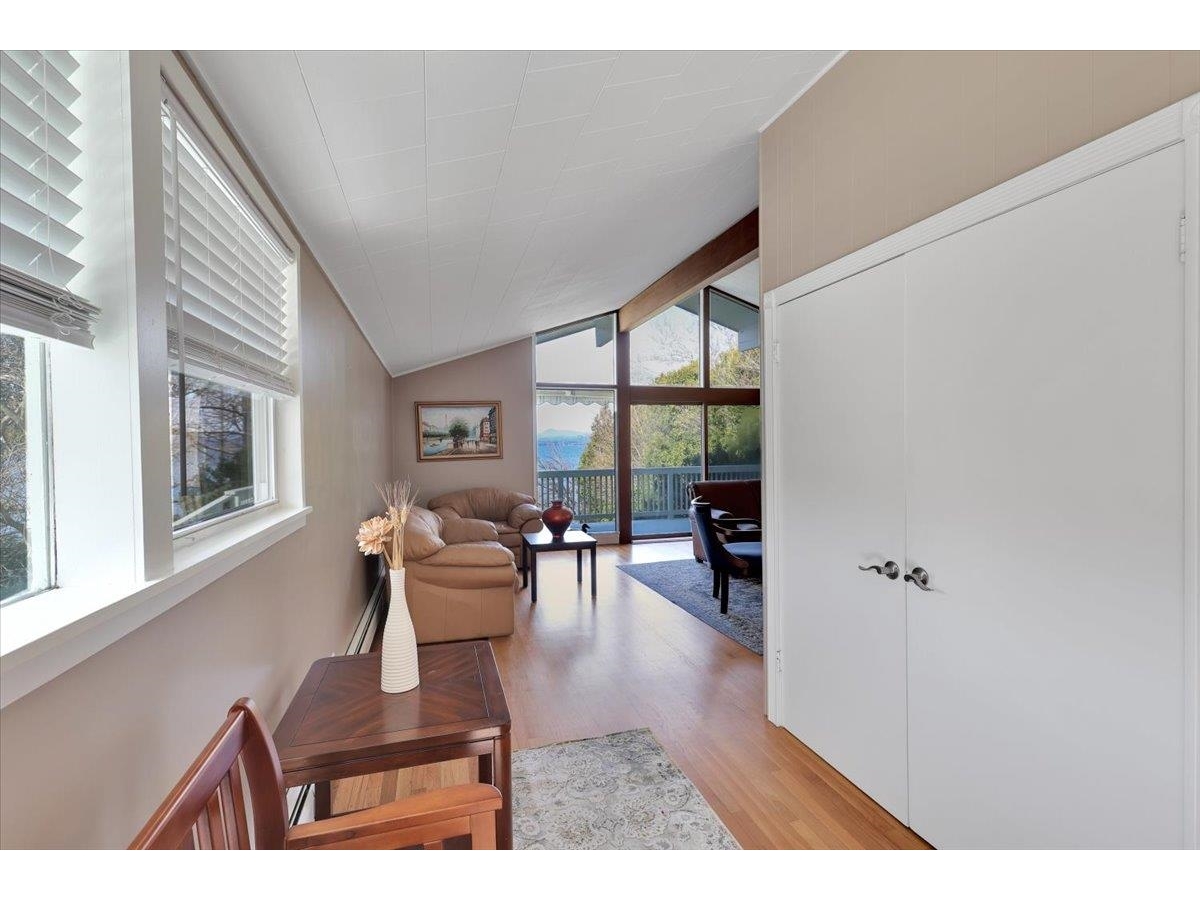 75 Hills Point Road