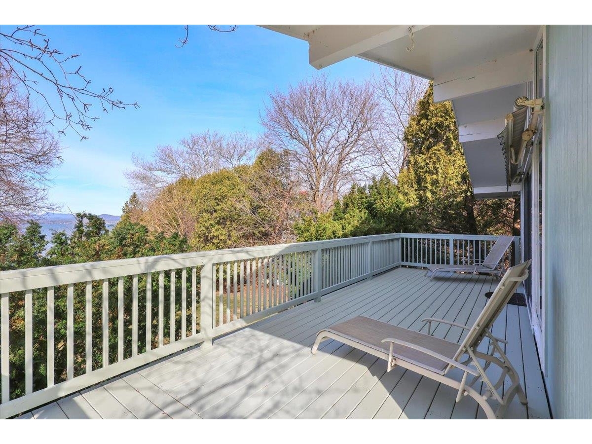 75 Hills Point Road