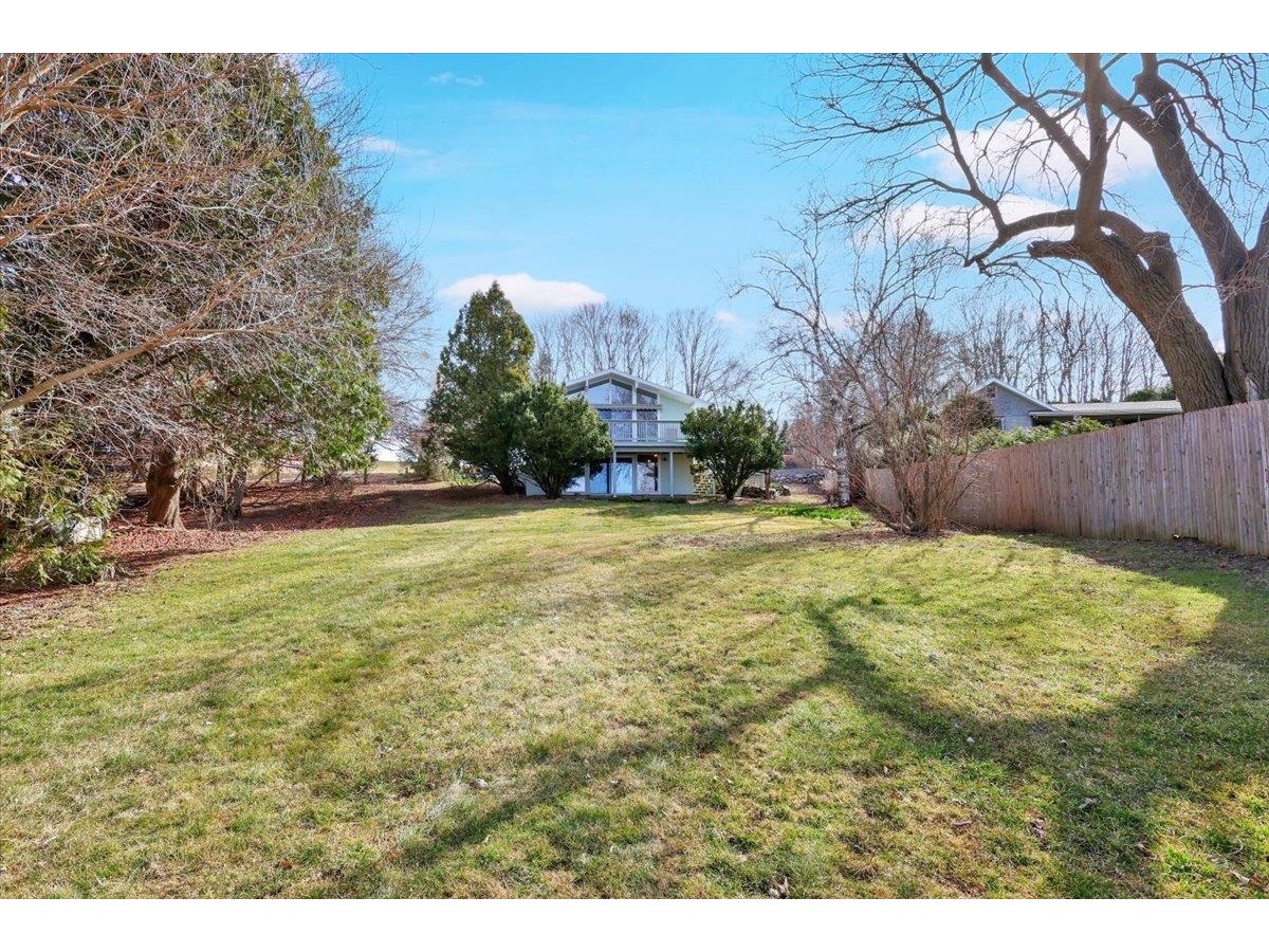 75 Hills Point Road