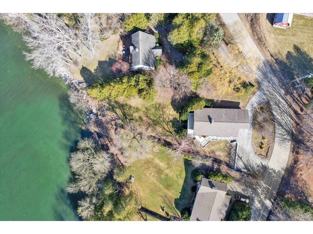75 Hills Point Road