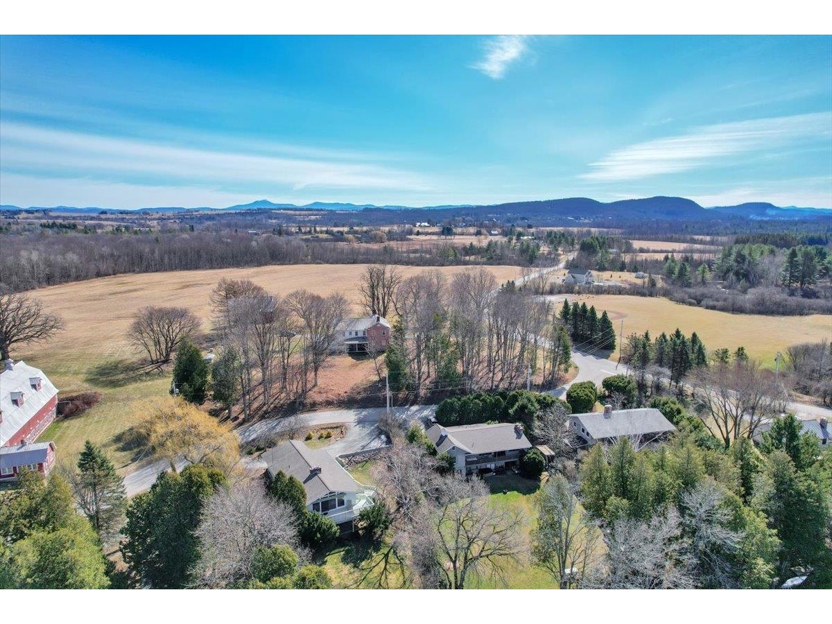 75 Hills Point Road