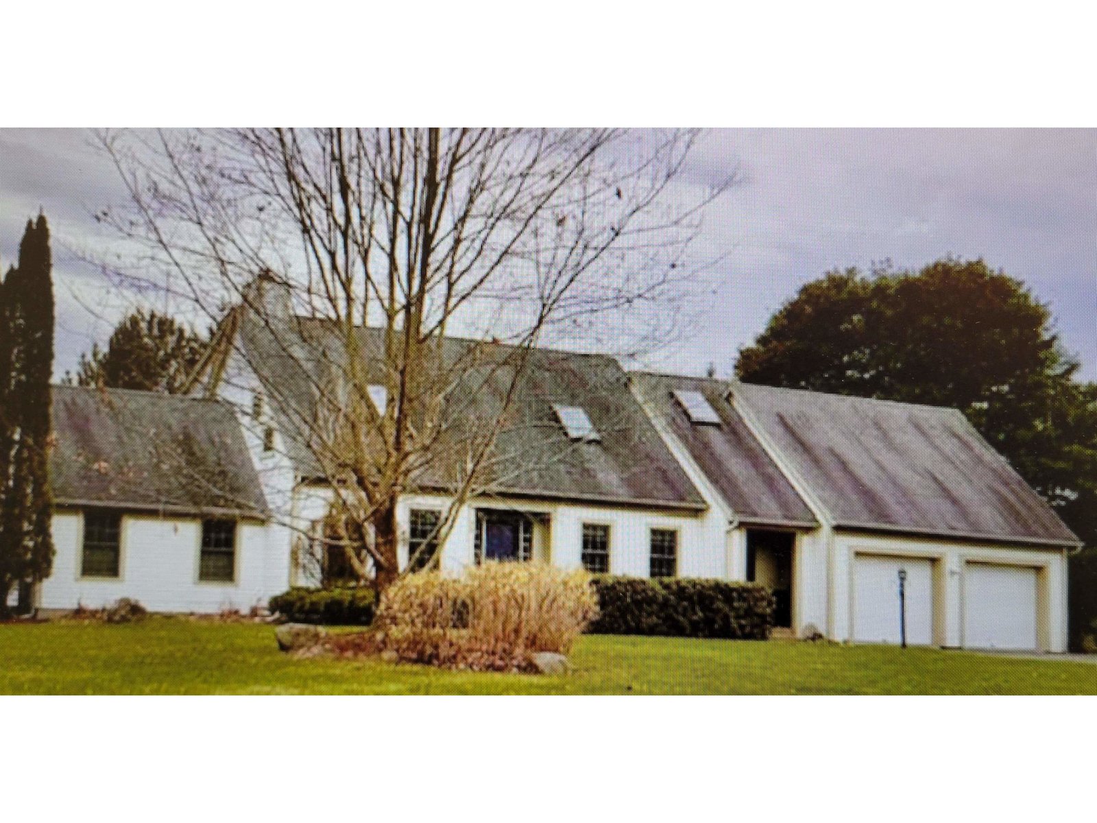 75 Lawnwood Drive, Williston