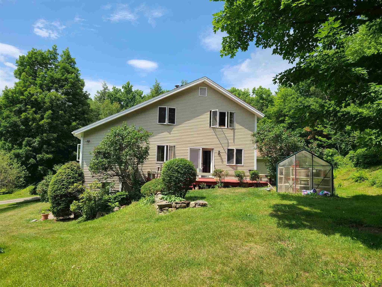 75 Maple Ridge Road