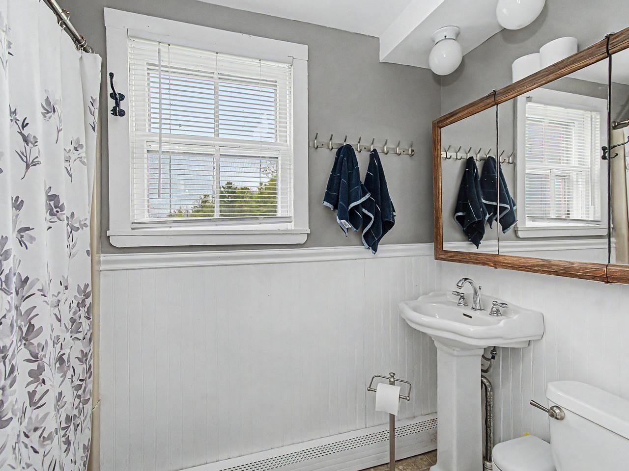 1st Floor 3/4 Bath