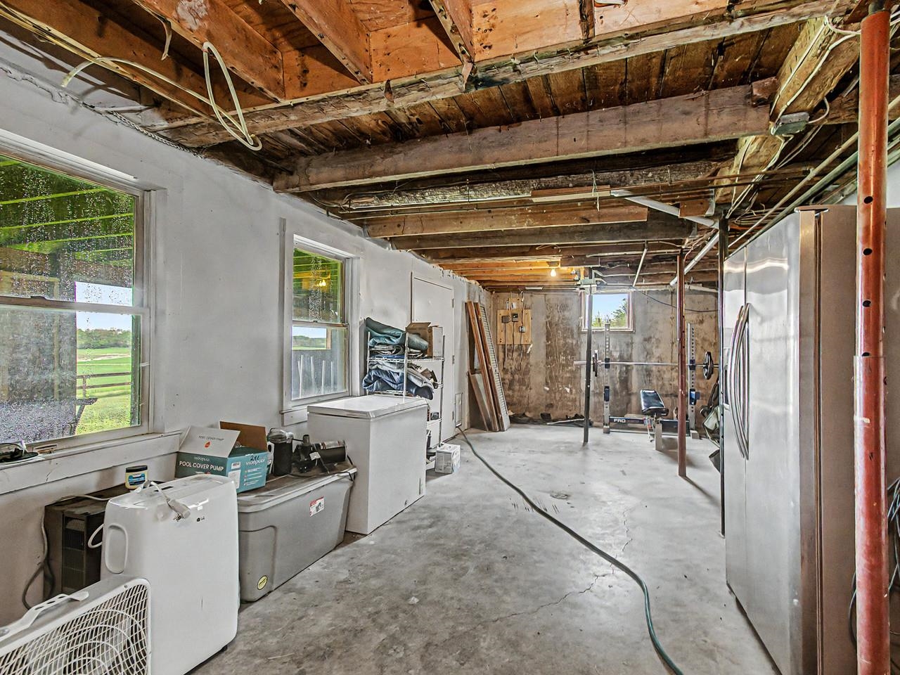 Large Walk-Out Basement