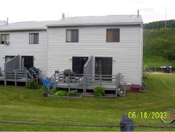 75 Taylor Ave