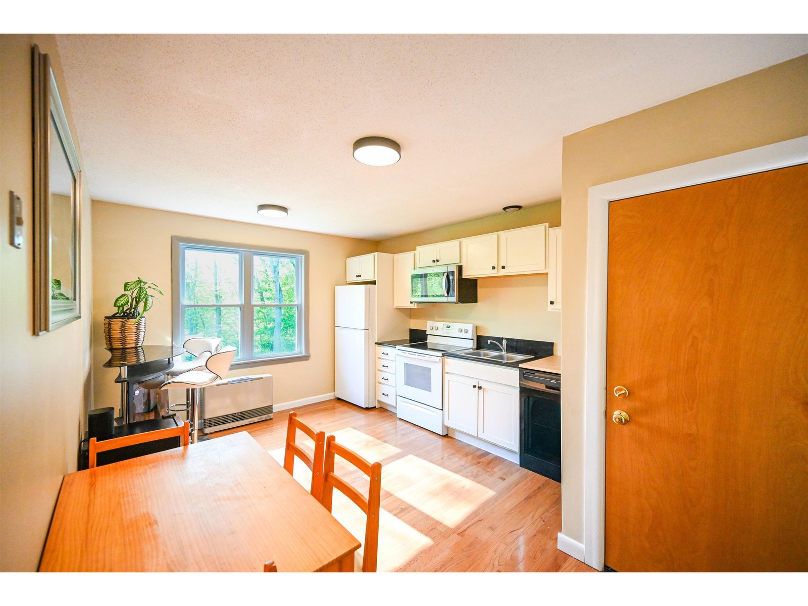 75 The Commons, Unit 10