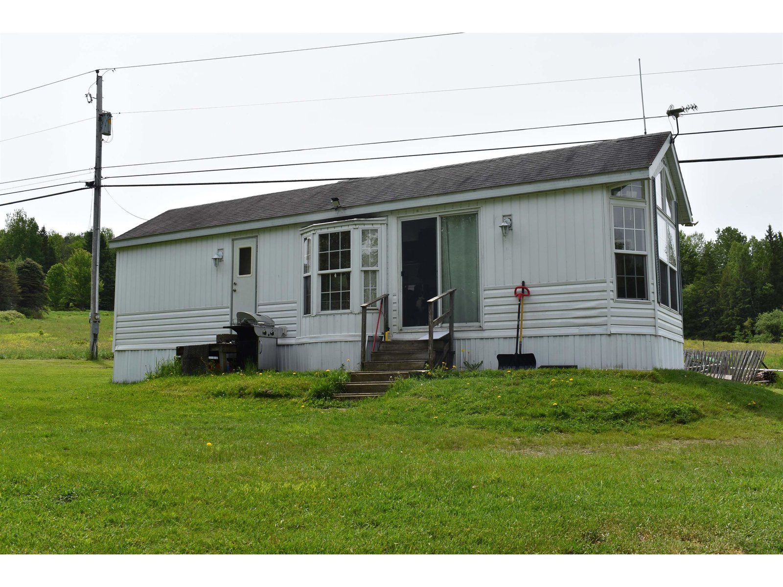 752 Cook Road, Barton