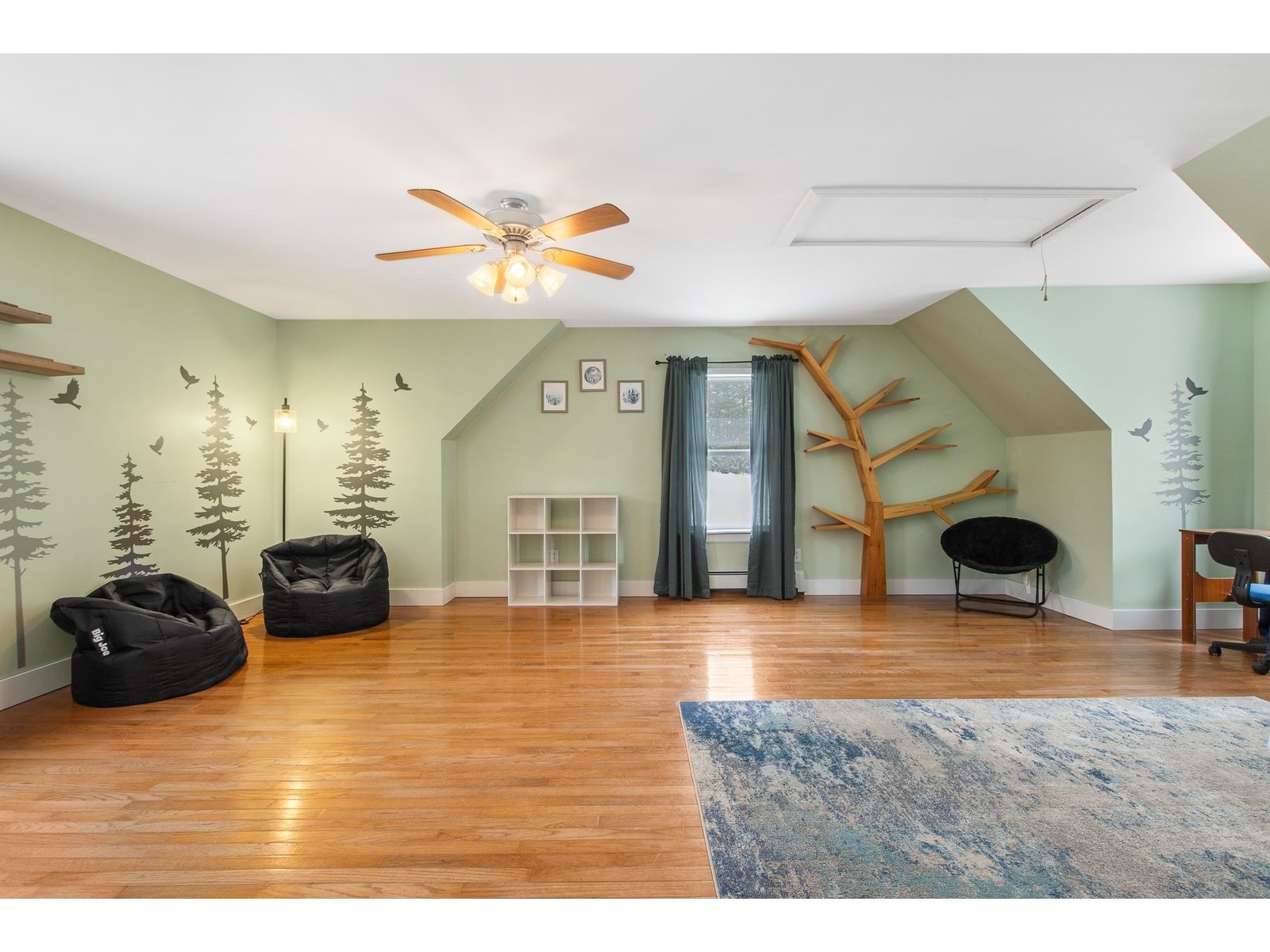 Second floor bedroom
