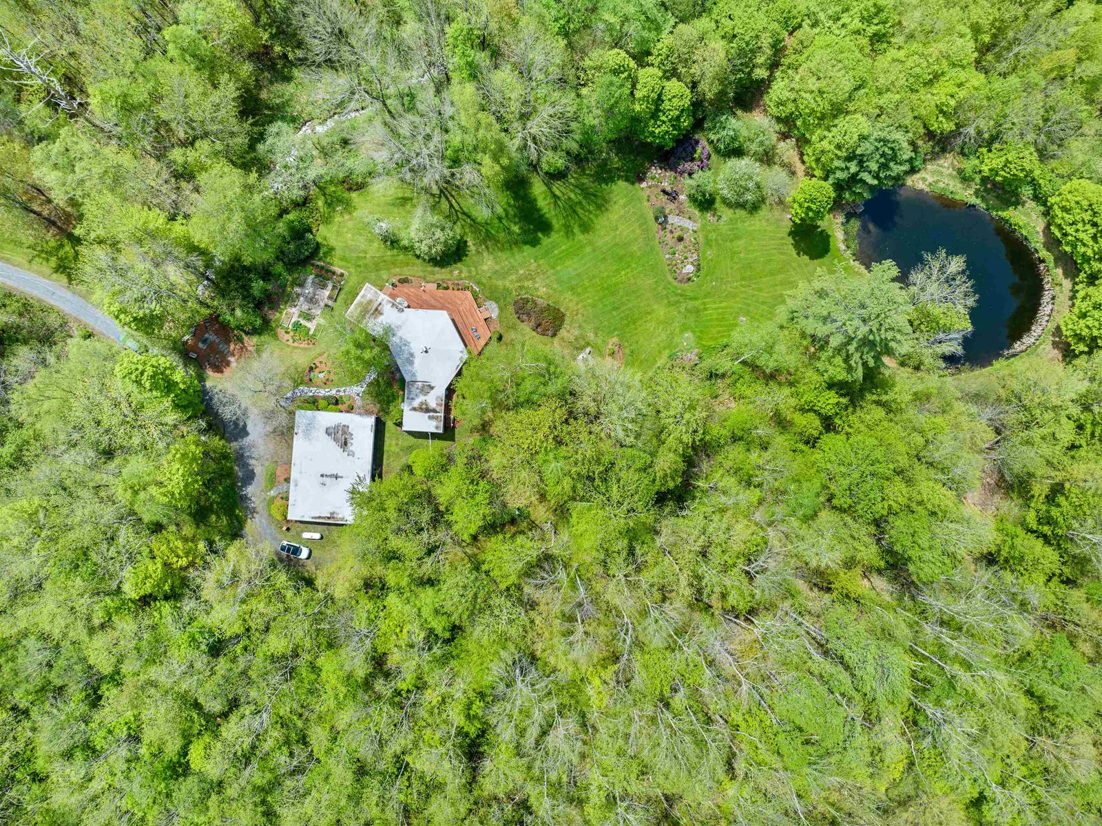 753 Scrabble Hill Road