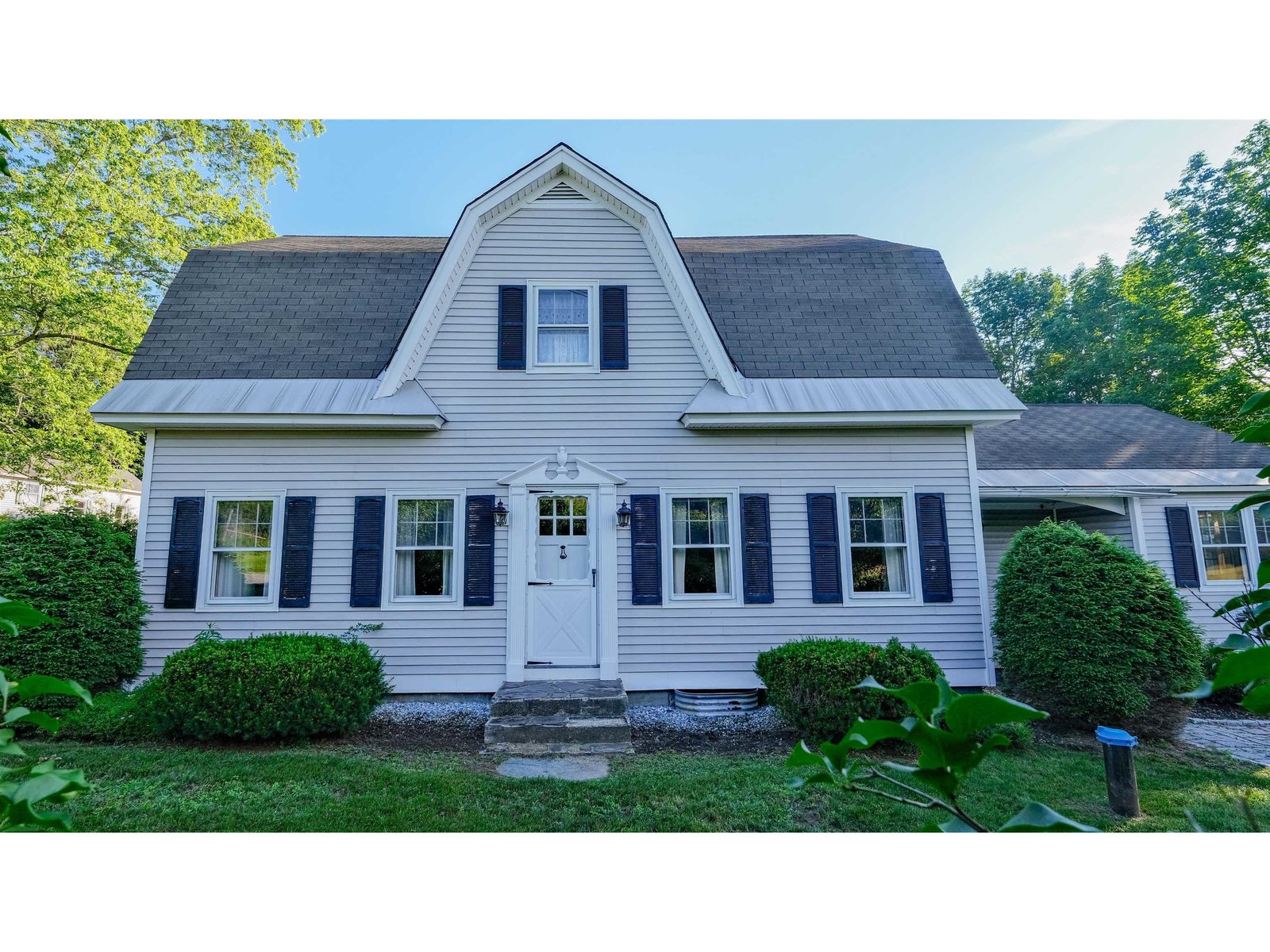 Gambrel house