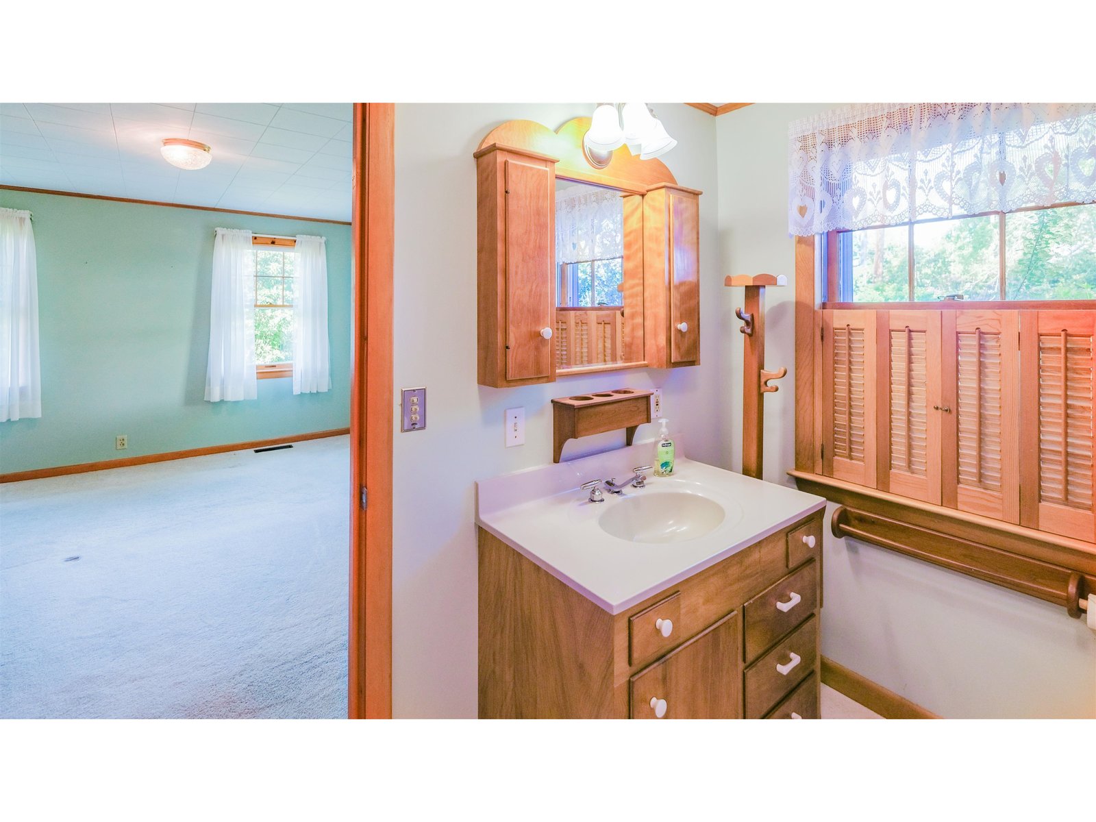 Primary bath