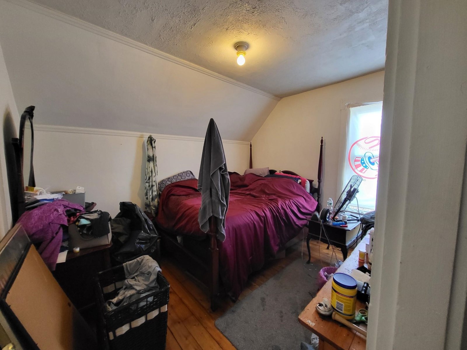 Cape- Bedroom