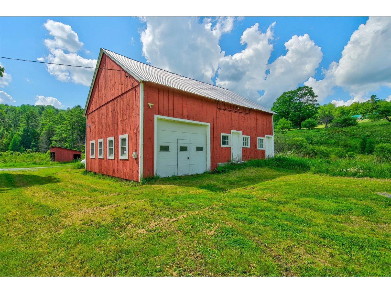 76 E Orange Road