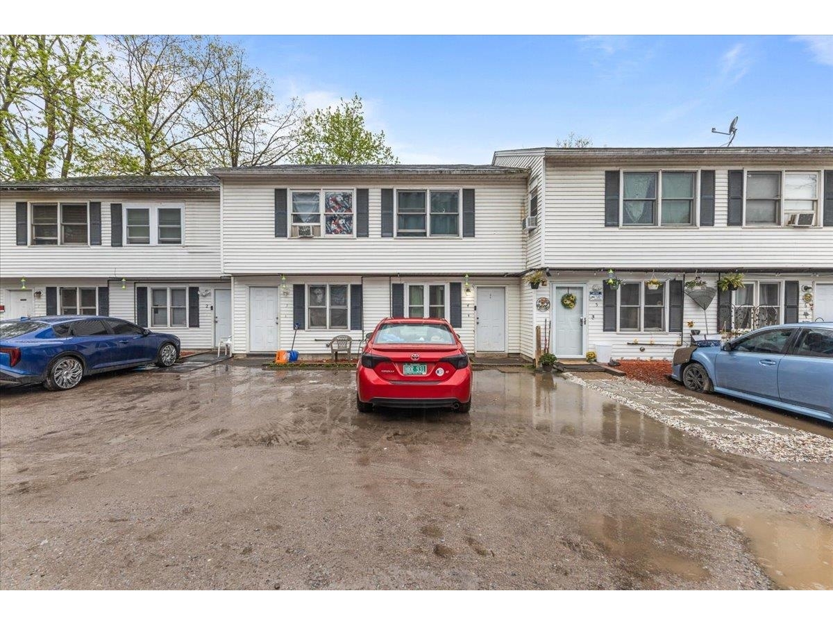 76 Ethan Allen Parkway