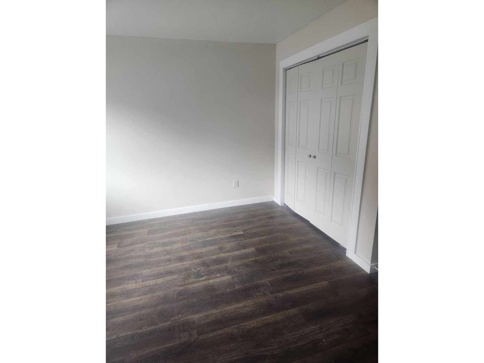 76 Ethan Allen Parkway