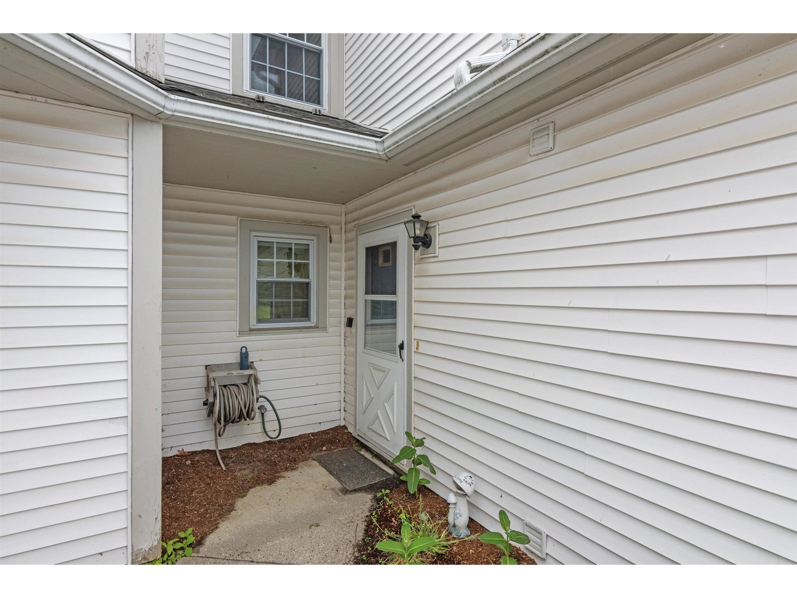 76 Saybrook Road