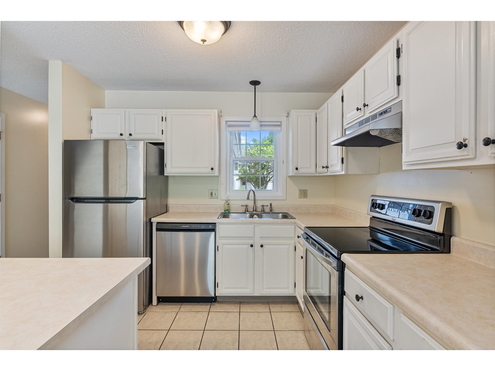 76 Saybrook Road