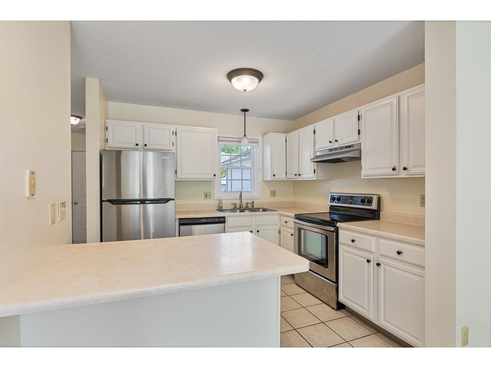 76 Saybrook Road