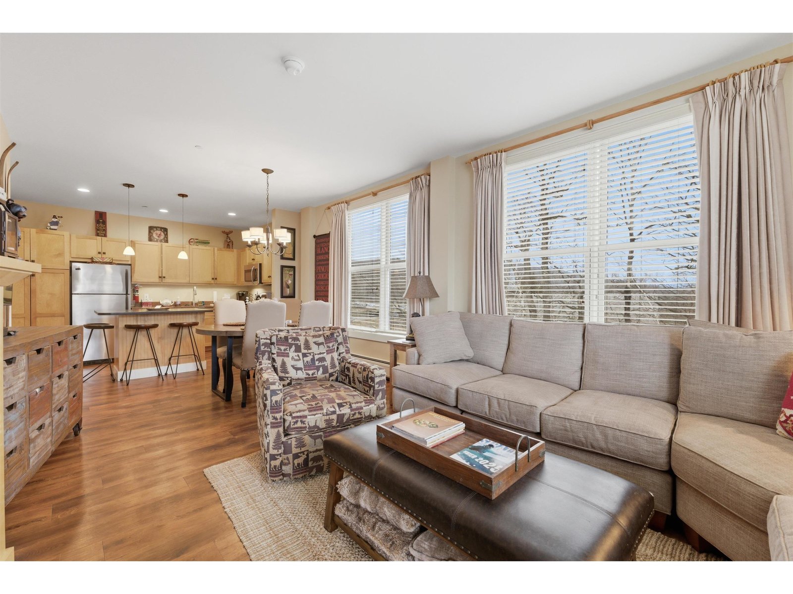 761 Stratton Mountain Access Road, Unit 321/323