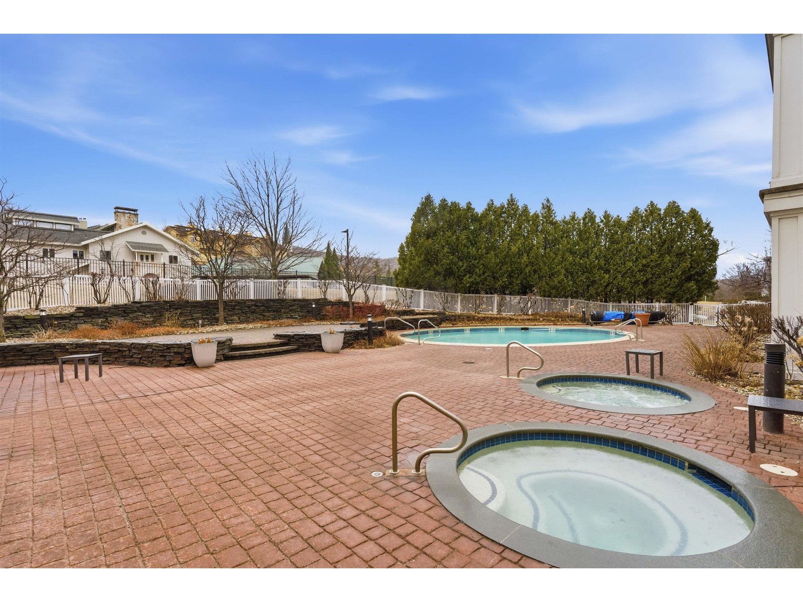 761 Stratton Mountain Access Road, Unit 321/323