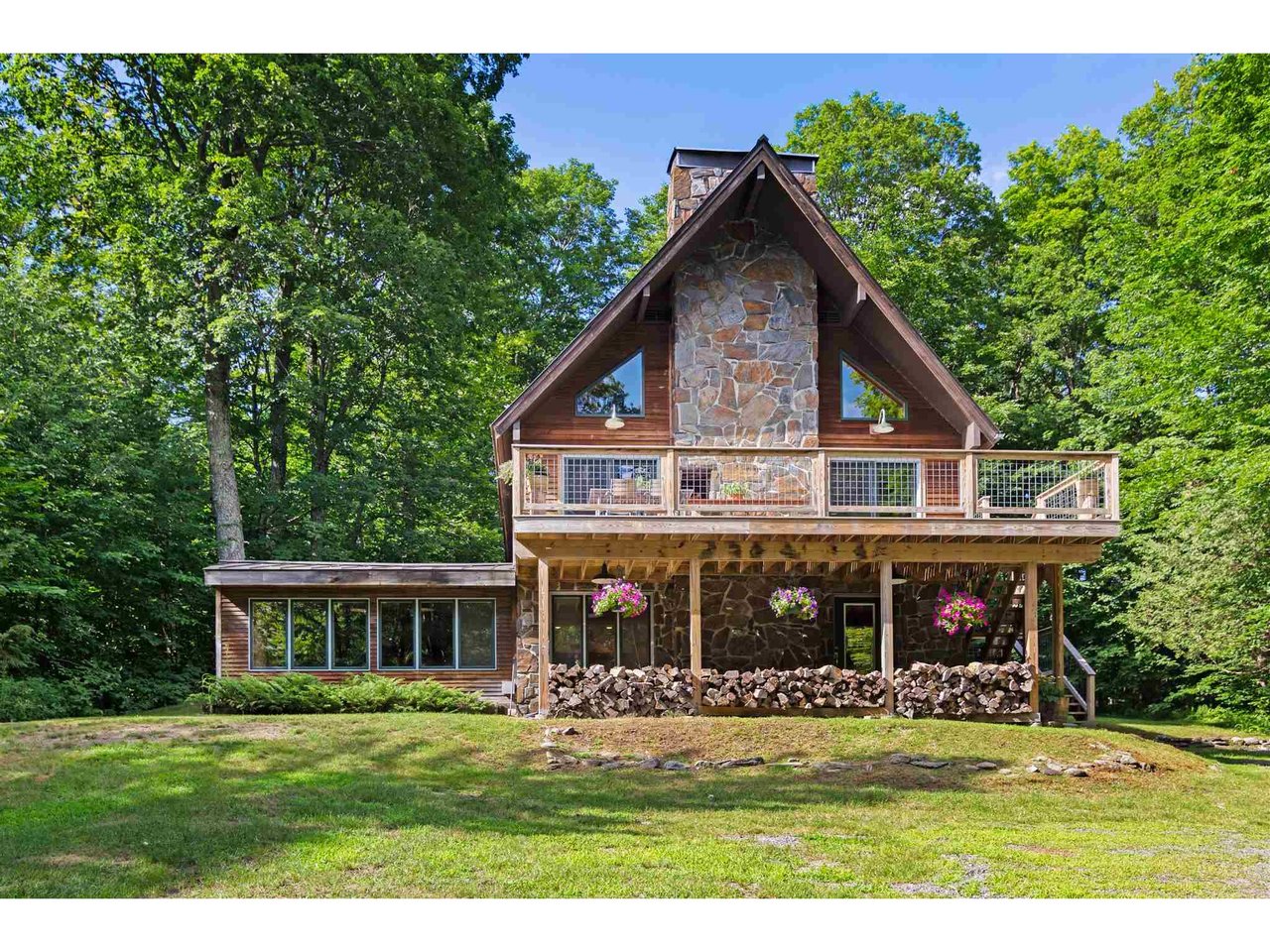 761 White Gates Lane