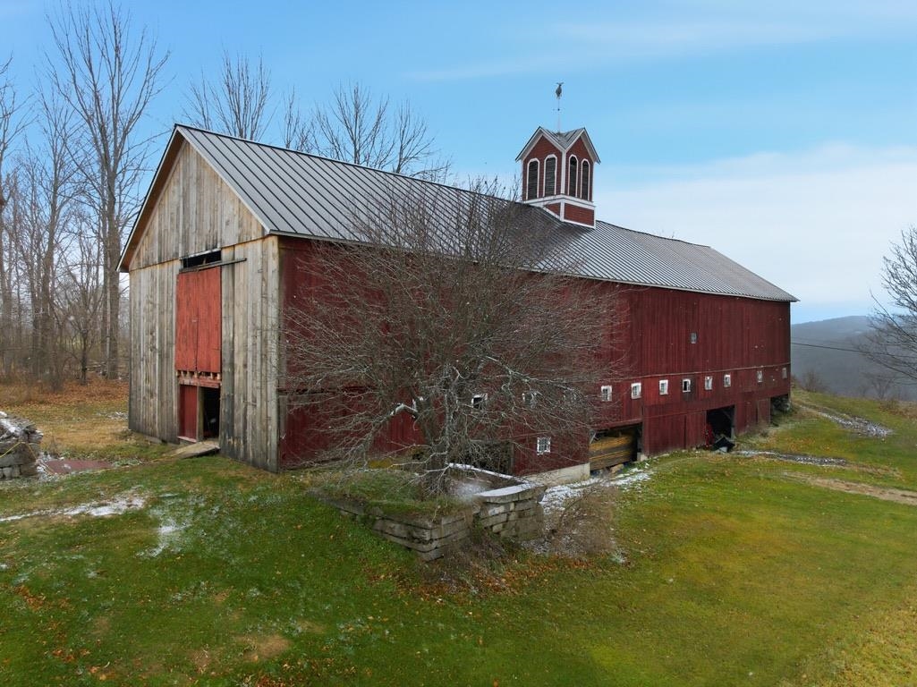 762 McLaren Hill Road