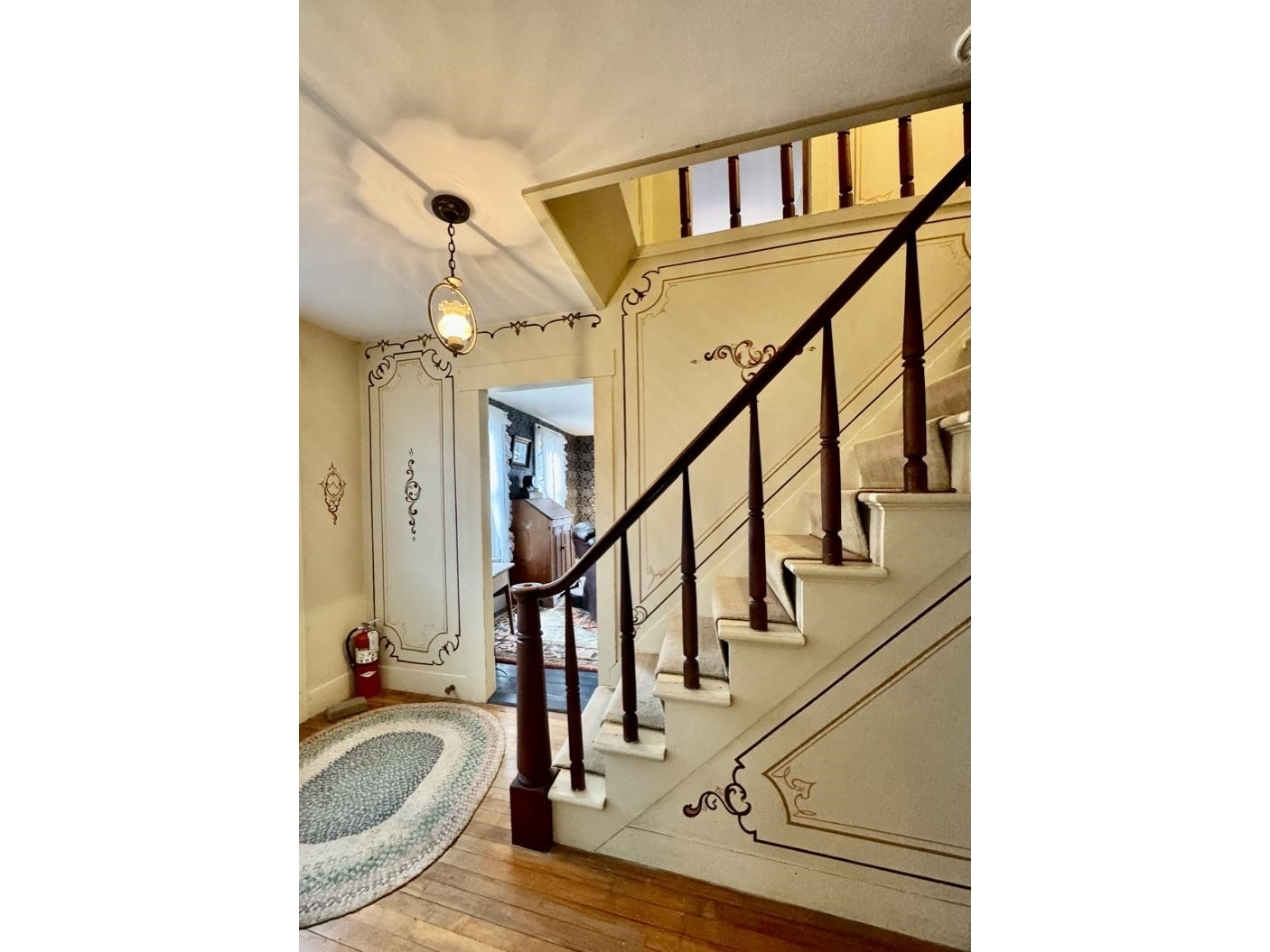 762 McLaren Hill Road