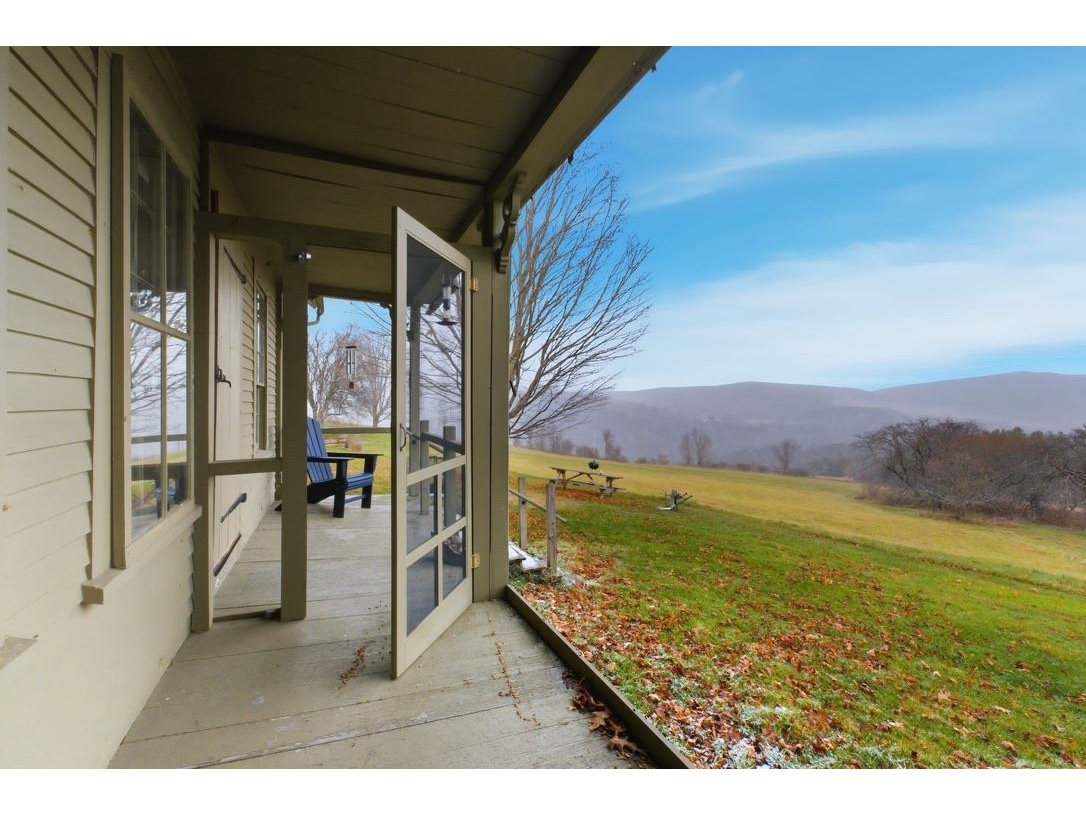 762a McLaren Hill Road