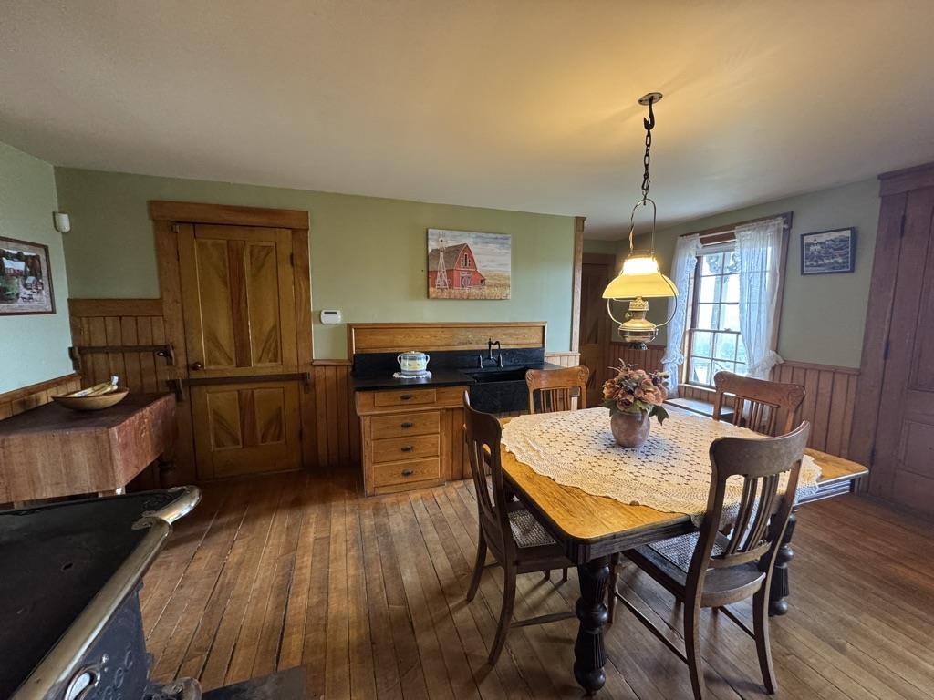 762a McLaren Hill Road